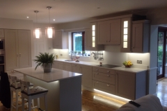 Silver White Quartz Worktop, Upstands, Splashback & Window Board