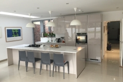 Crystal Ivory Quartz Worktop