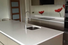 Crystal Ivory Quartz Worktop