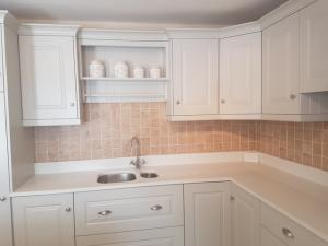 Crystal Ivory Quartz Worktop & Upstands