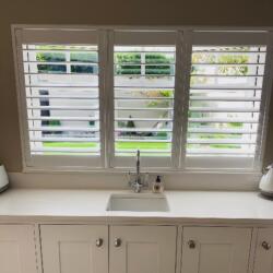 Artic Snow Quartz Worktop, Upstands & Window Board