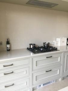 Botticino Classico Quartz Worktop & Wall Cladding