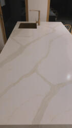 20mm Calacatta Quartz Island Top