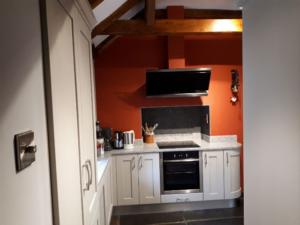New Kashmir White Granite Worktop & Upstands