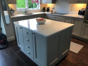 Venatino Quartz Worktop, Upstands, Splashback & Window Board