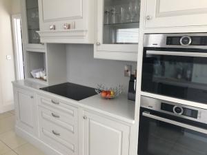 Gioia Cararra Quartz Worktop & Cladding