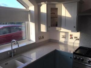 Castelo Quartz Worktop, Upstands & Window Board