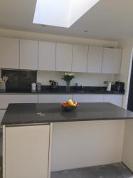 Satinet Quartz Worktop