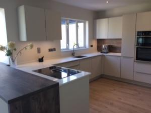 20mm Crystal Ivory Worktop